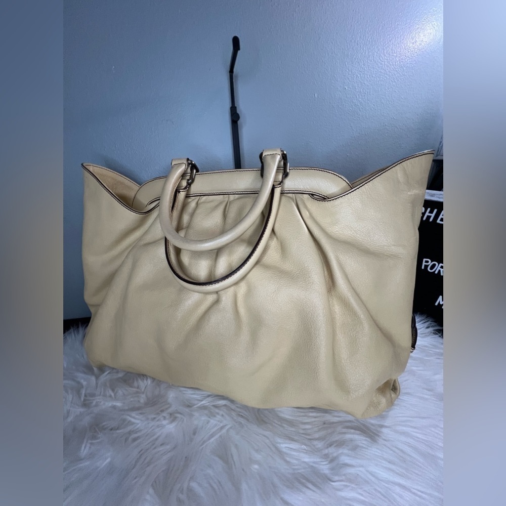 Fendi Yellow Leather Borsa Doctor Bag - Picture 14 of 17